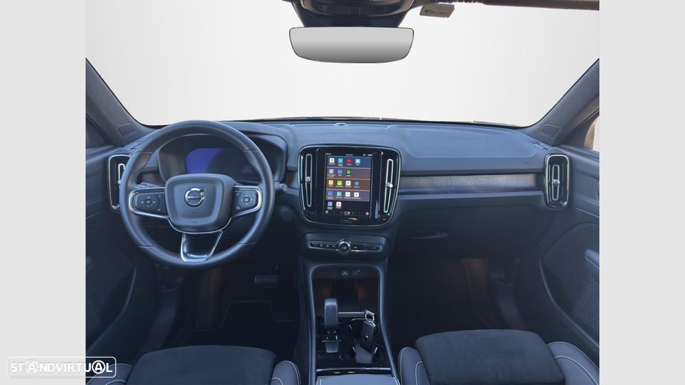 Volvo EX40 82 kWh Single Motor Extended Range Black Edition - 16