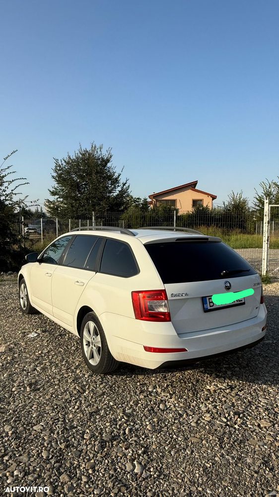 Skoda Octavia - 2