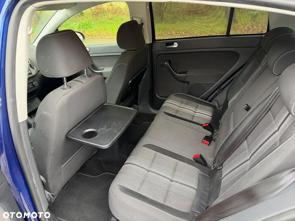 Volkswagen Golf Plus 1.6 TDI DPF DSG MATCH - 25