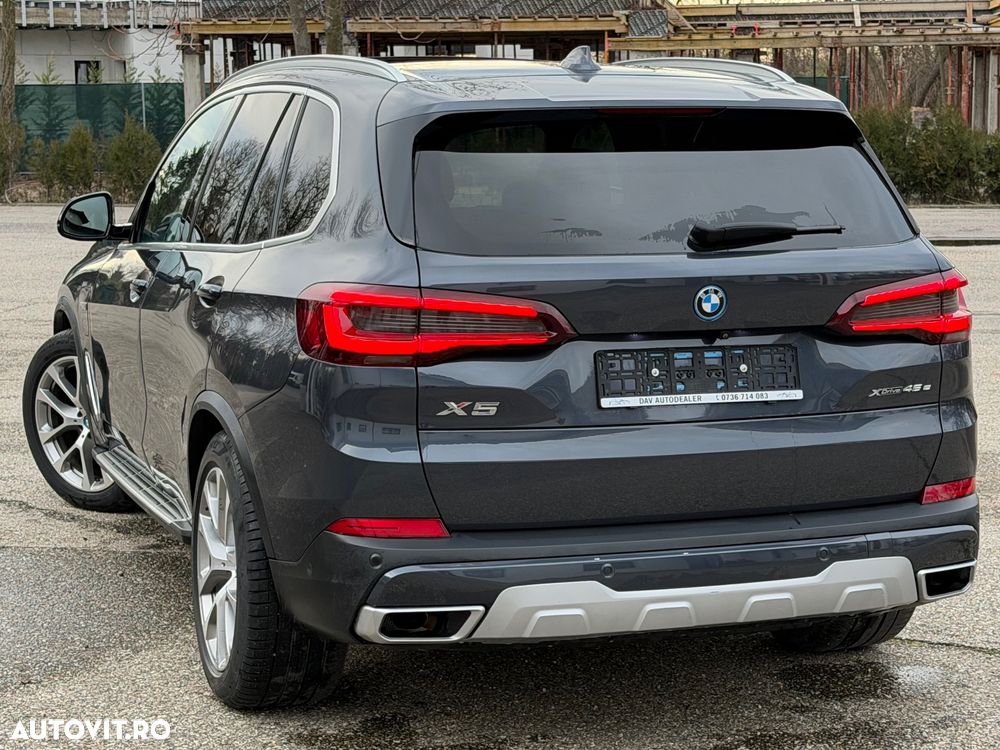 BMW X5 xDrive45e - 12