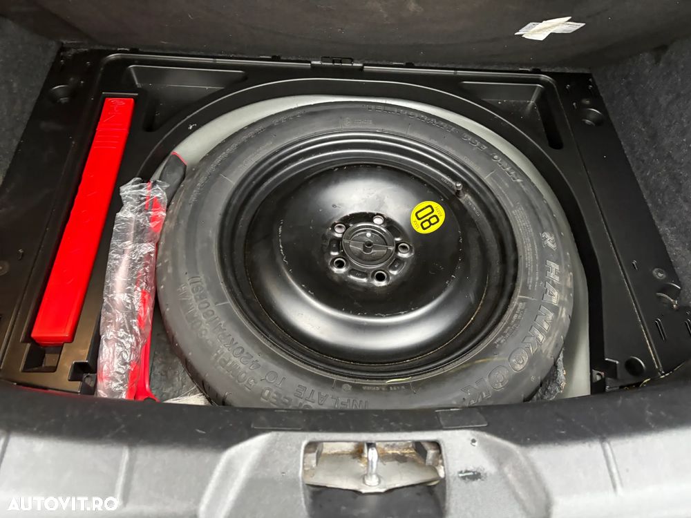 Volvo V40 D4 Summum - 15