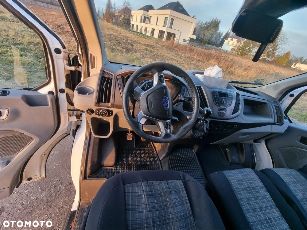 Ford Transit - 8