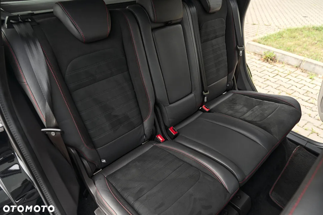 Ford Kuga 2.0 TDCi AWD ST-Line Black - 29