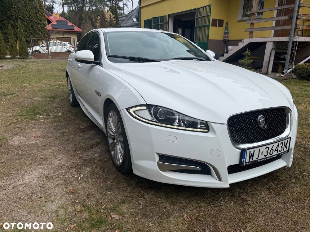 Jaguar XF 2.2 D Luxury - 2