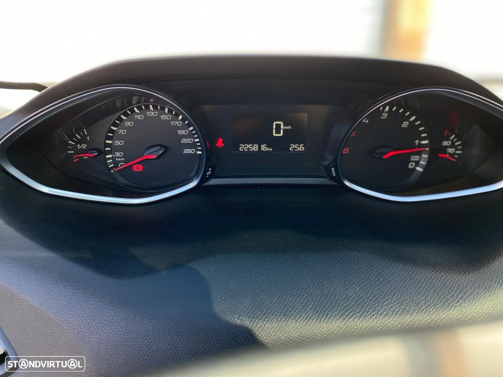 Peugeot 308 SW BlueHDi 120 Stop & Start Style - 23