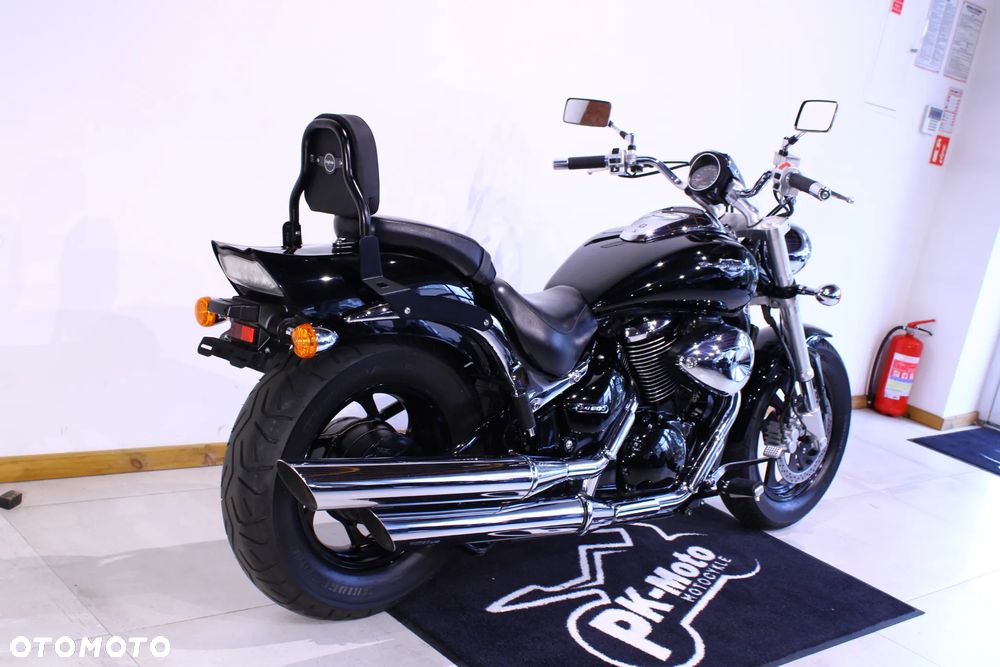 Suzuki Intruder - 6