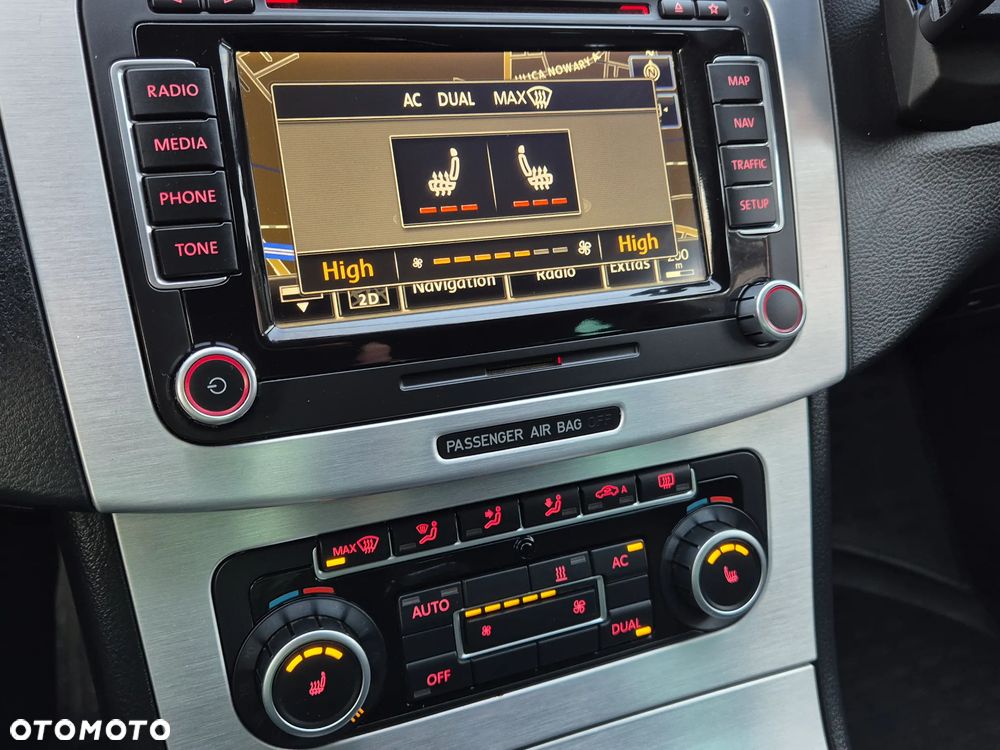 Volkswagen CC ver-2-0-blue-tdi-scr - 10