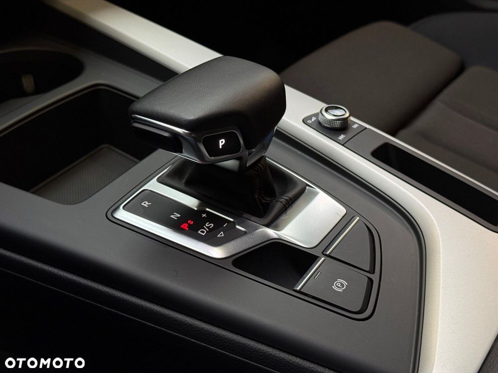 Audi A4 Avant 40 TFSI mHEV Advanced S tronic - 33