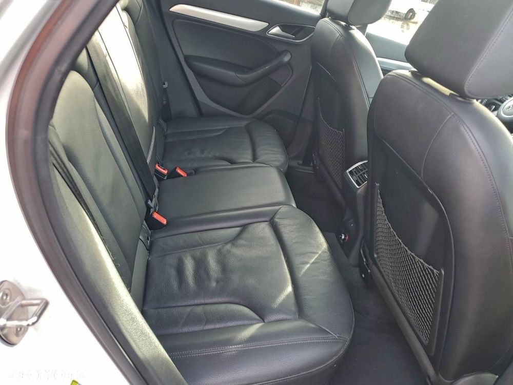 Mercedes-Benz GLA 250 7G-DCT Urban - 10