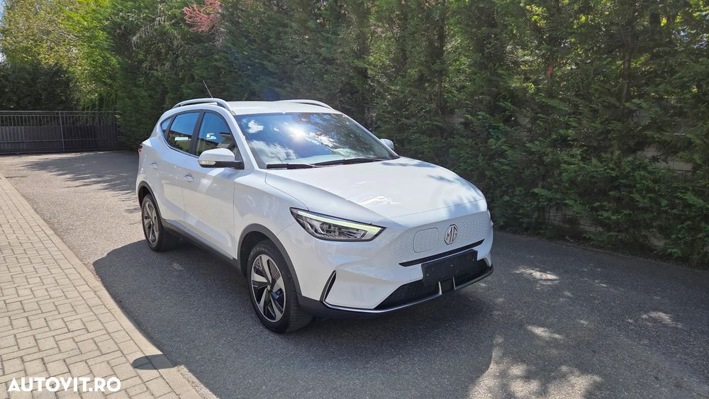 MG Zs Ev 2022 photo 4
