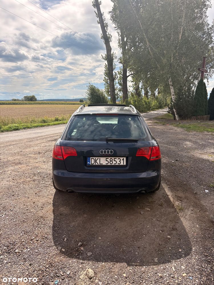 Audi A4 Avant 2.0 TDI - 9