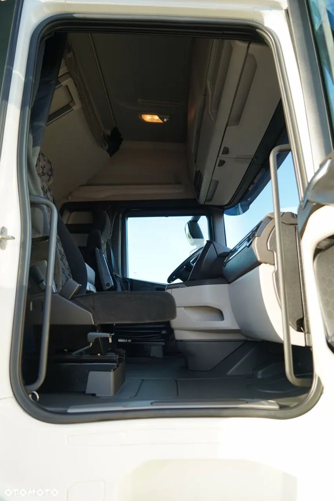 Scania 450 / FIRANKA 8,2 m / 6x2 / OŚ PODNOSZONA / EURO 6 - 37
