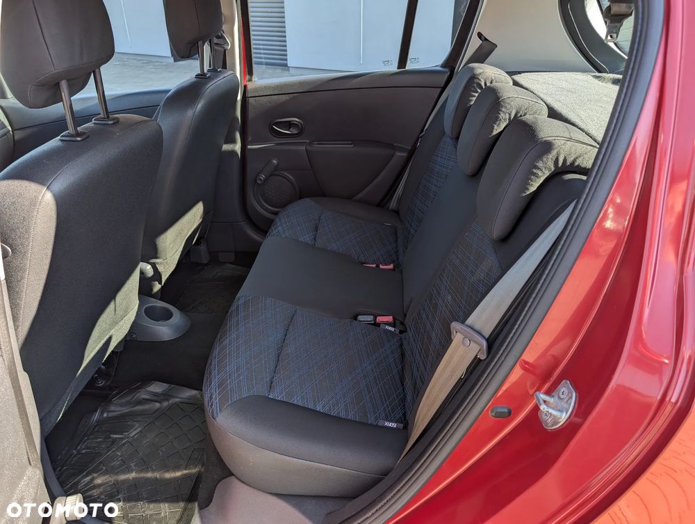 Renault Clio 1.4 16V Dynamique - 35