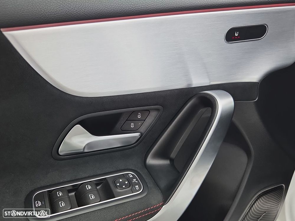 Mercedes-Benz A 35 AMG 4Matic - 16