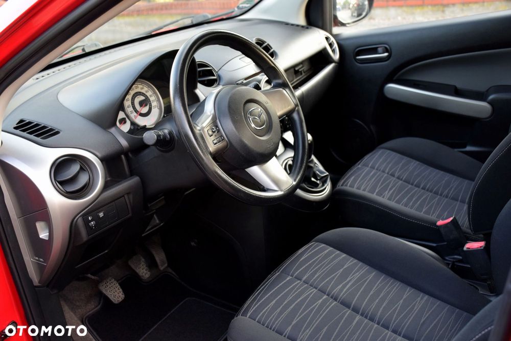 Mazda 2 1.3 MZR Active - 12