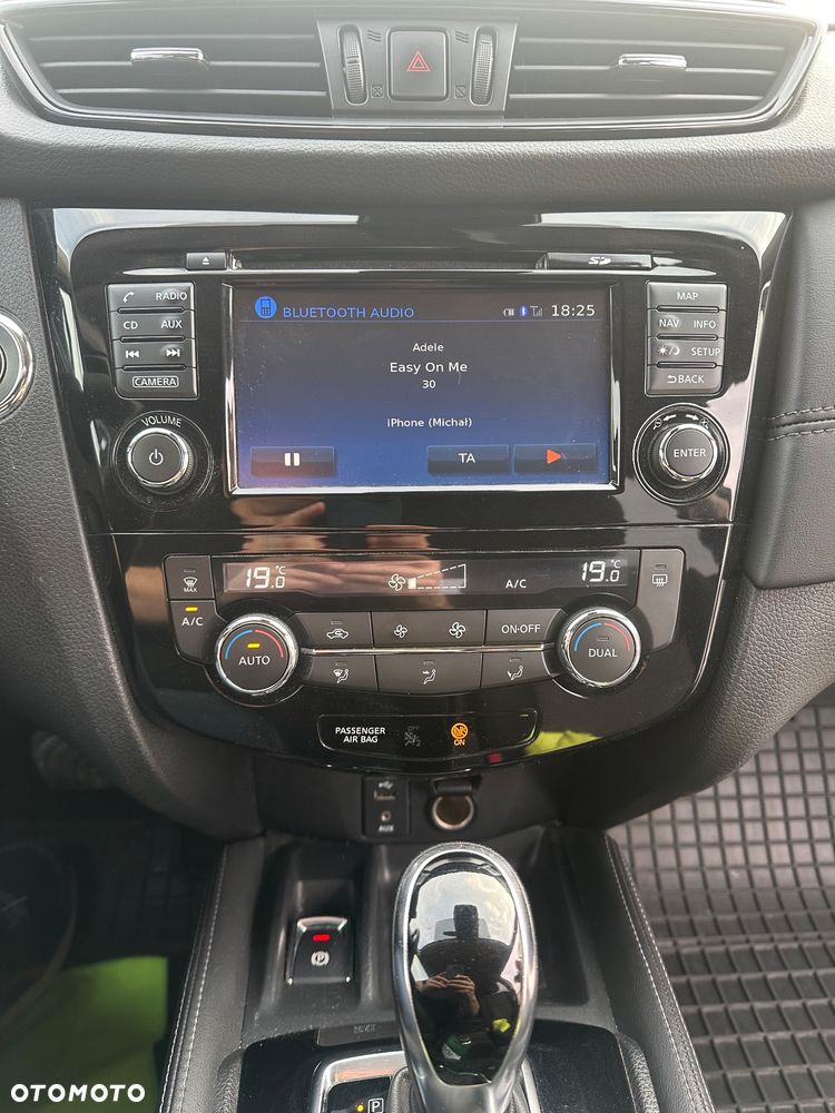 Nissan X-Trail 2.0 dCi N-Connecta 4WD Xtronic - 29