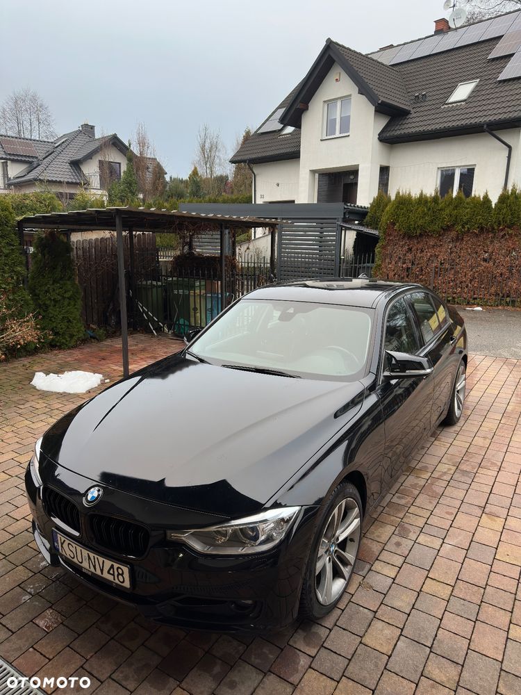 BMW Seria 3 320d DPF Edition Sport - 2