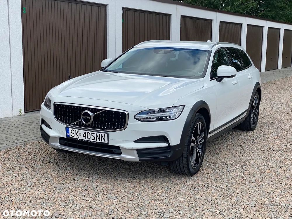 Volvo V90 D5 AWD Momentum - 2