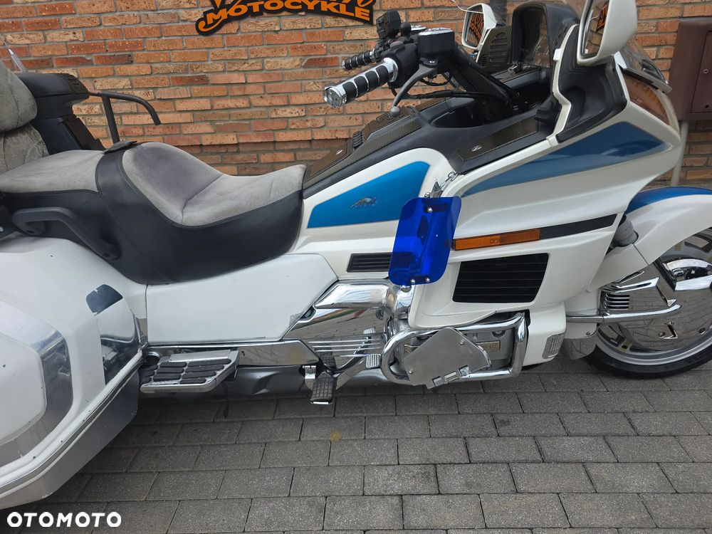 Honda GL - 28