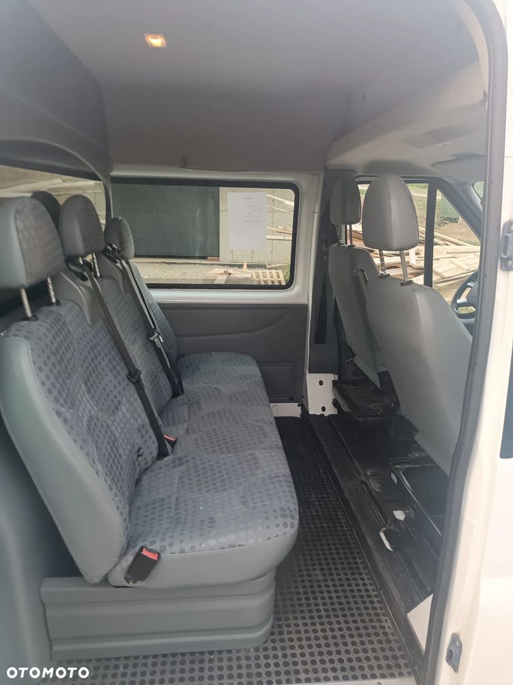 Ford E-Transit - 4