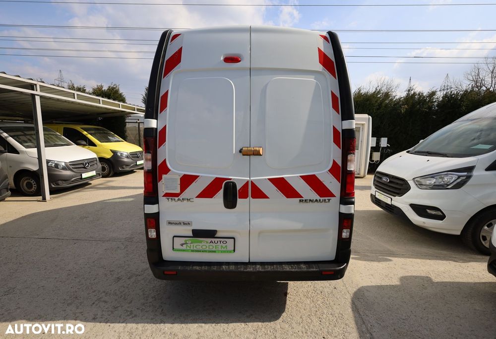 Renault Trafic - 6