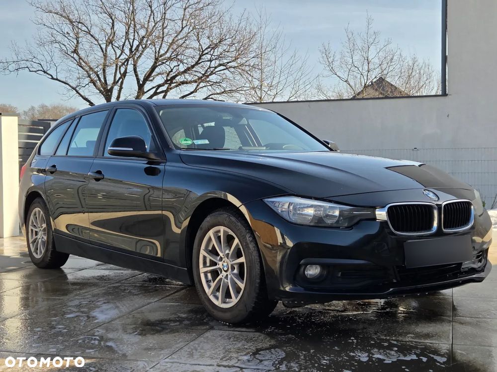 BMW Seria 3 318d - 1