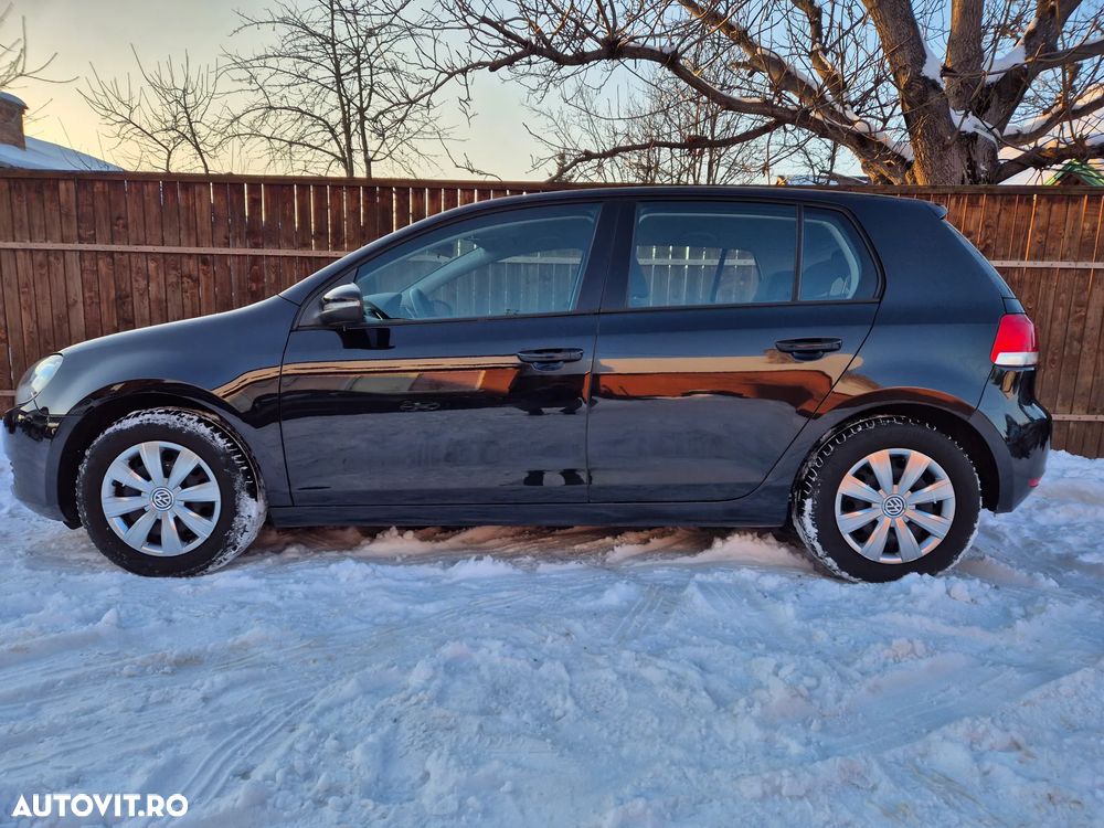 Volkswagen Golf - 11