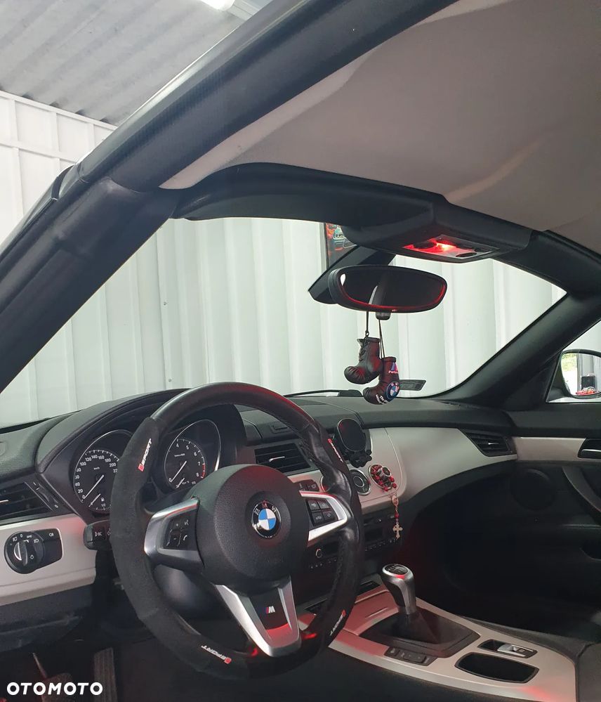 BMW Z4 sDrive23i - 7