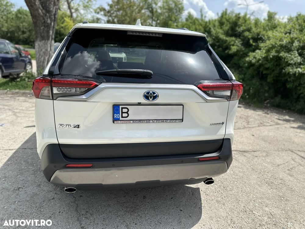 Toyota RAV4 - 12