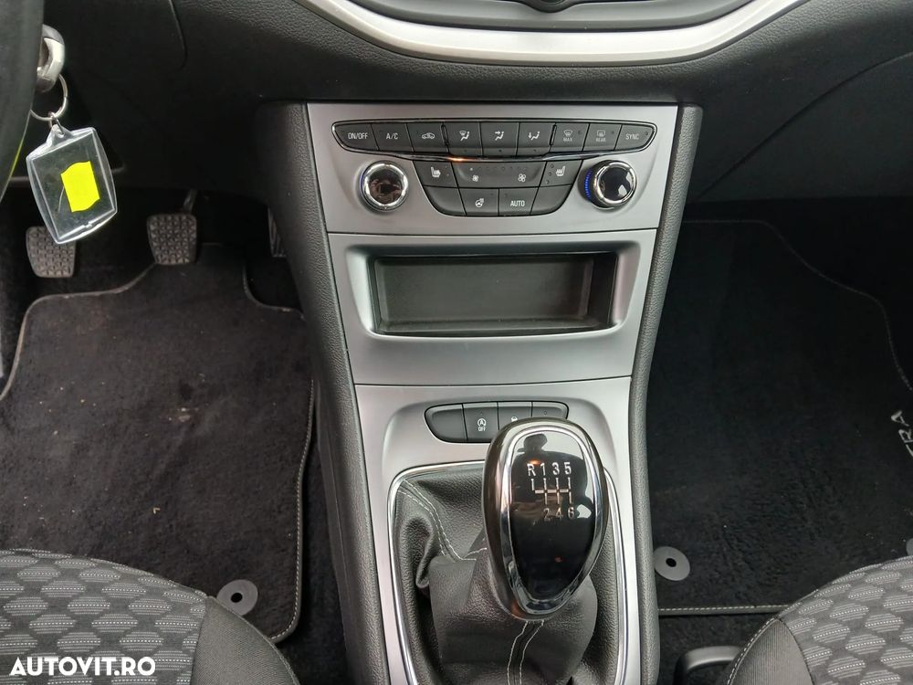 Opel Astra 1.5 Start/Stop - 8