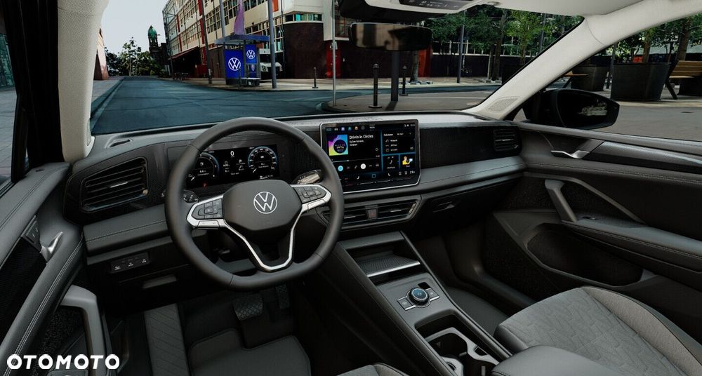 Volkswagen Tiguan - 8