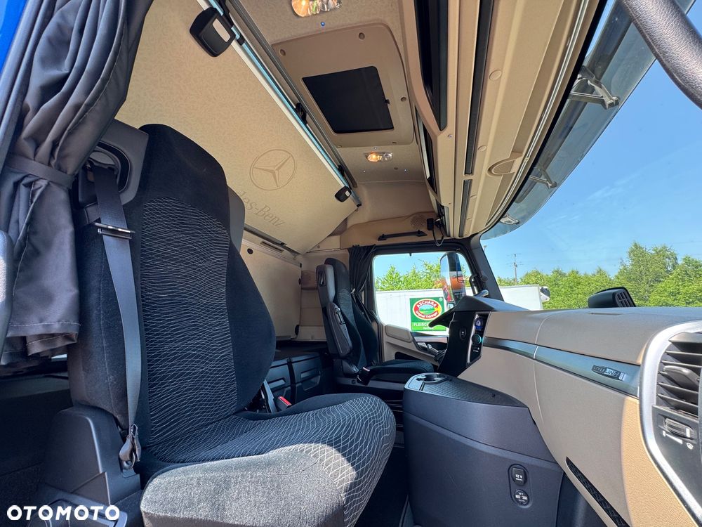 Mercedes-Benz Actros - 20