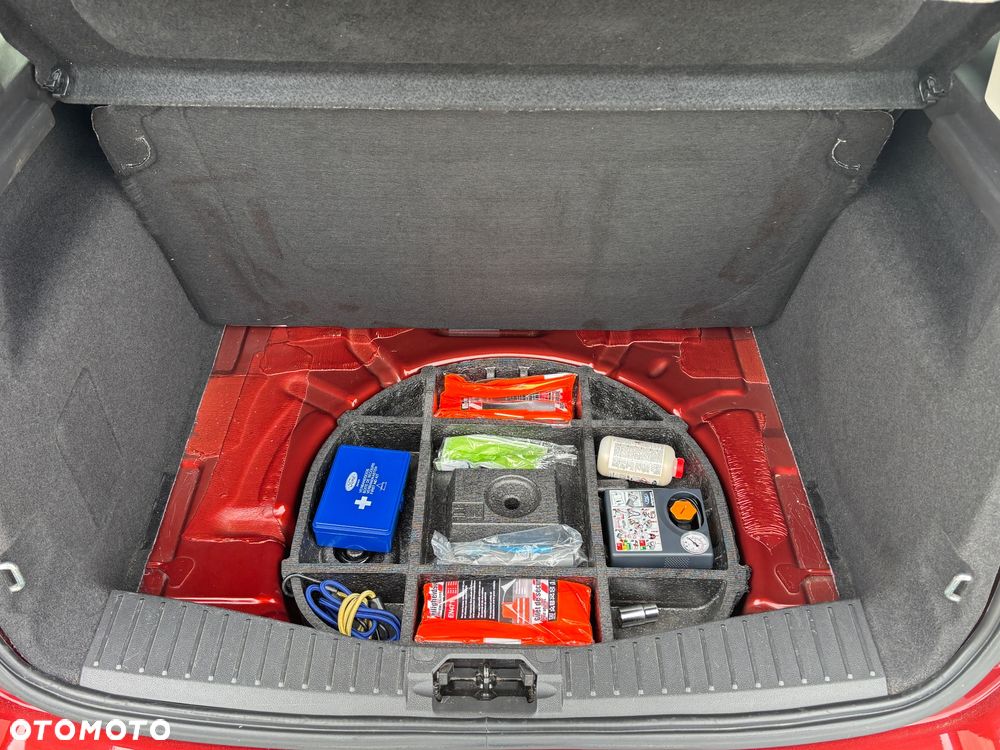 Ford C-MAX 1.5 TDCi Start-Stop-System Titanium - 33