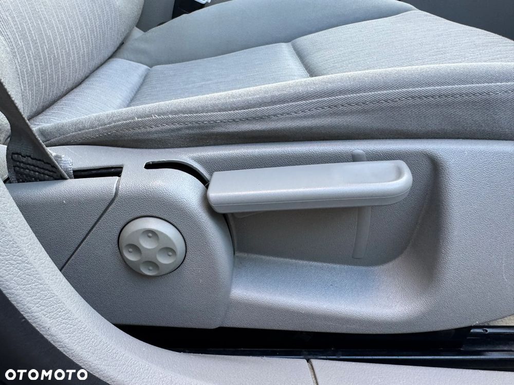 Audi A4 Limousine - 18