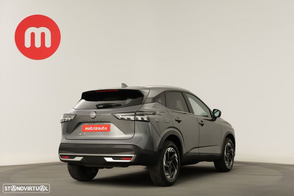Nissan Qashqai 1.3 DIG-T N-Connecta LED Xtronic - 4