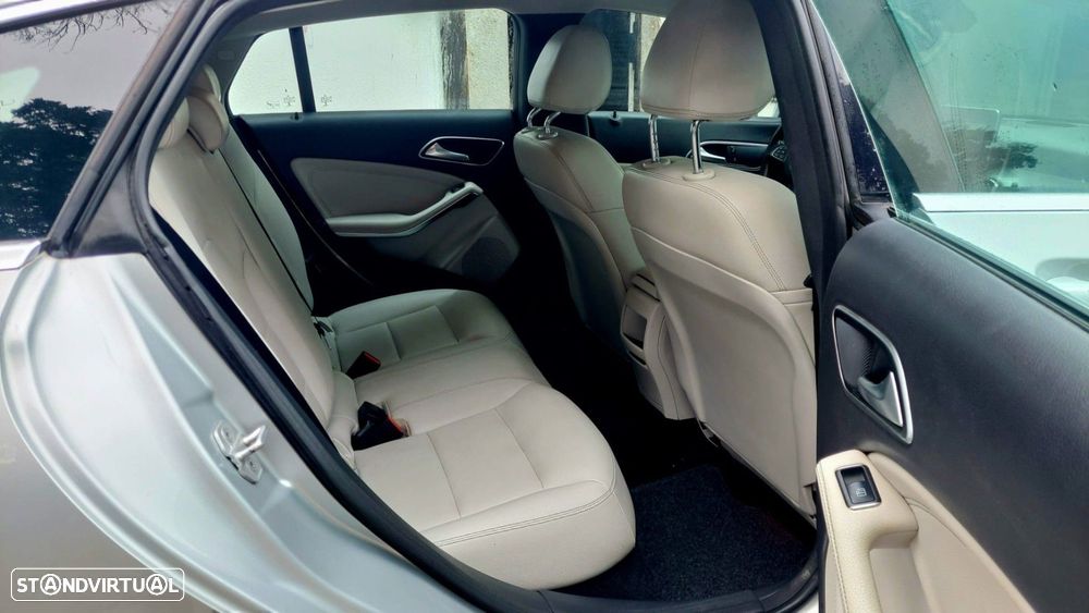 Mercedes-Benz CLA 220 d Shooting Brake Aut. - 11