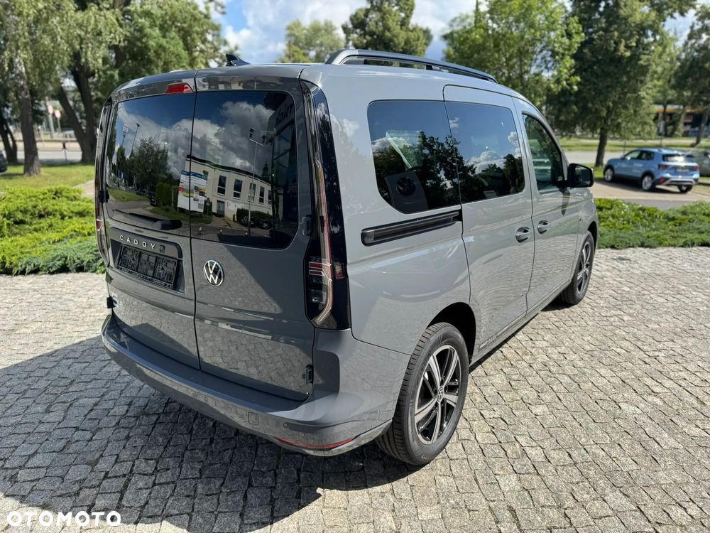 Volkswagen Caddy 2.0 TDI Dark Label DSG - 6