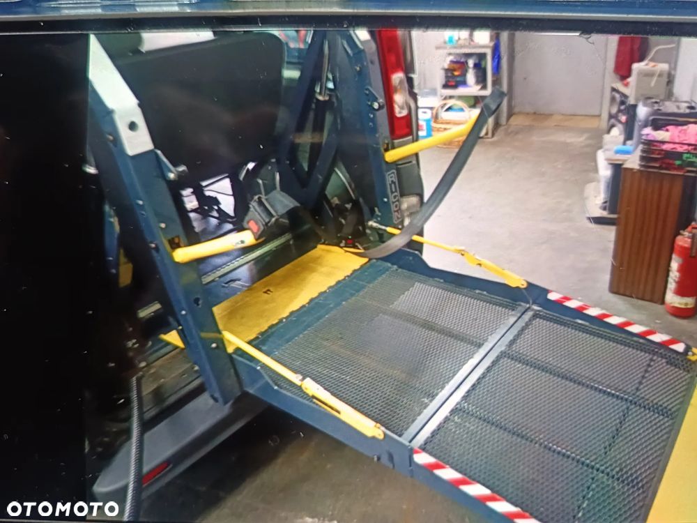 Opel Vivaro L1H1 2.9t - 24