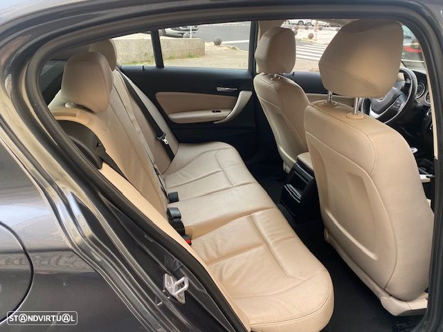 BMW 116 d EDynamics Line Sport - 29