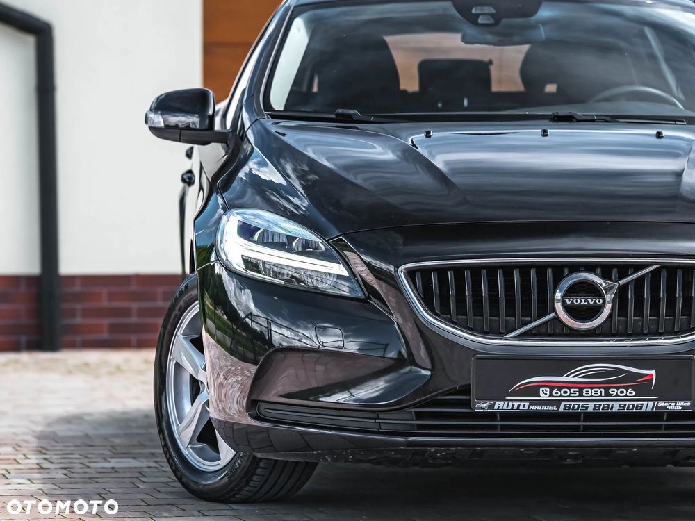 Volvo V40 D2 Momentum - 8