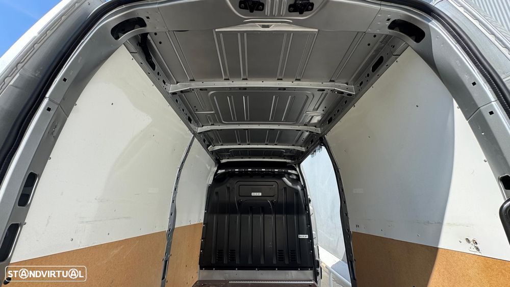 Renault Master 2.3 dCi L2 H2 Cx Automática - 8