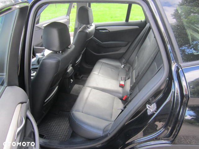 BMW X1 xDrive28i - 9