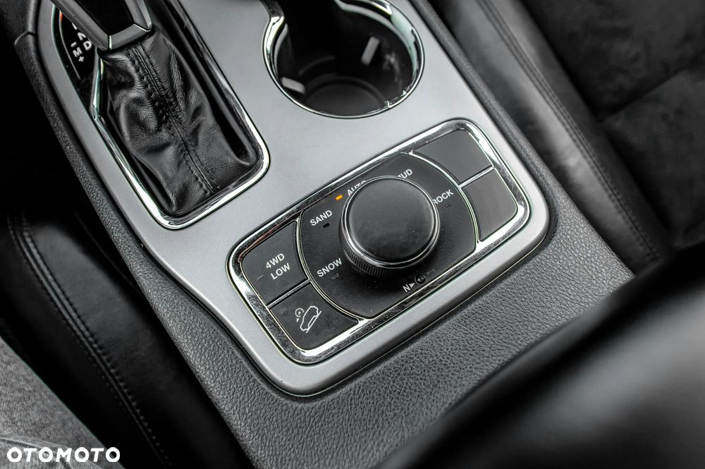 Jeep Grand Cherokee 3.0 CRD Overland - 29