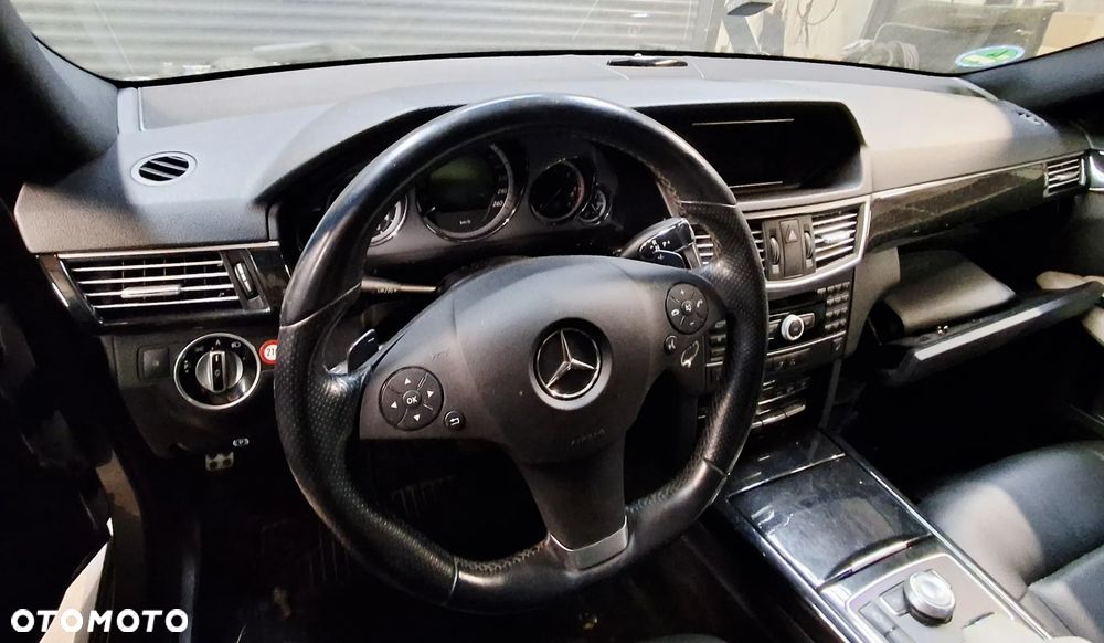 MERCEDES E-KLASA W212 DESKA KONSOLA AIRBAKI KOMPLET PASY KOMBI 2009-2016 ROK CENA ZA KOMPLET - 1