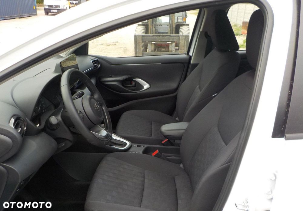 Toyota Yaris - 18