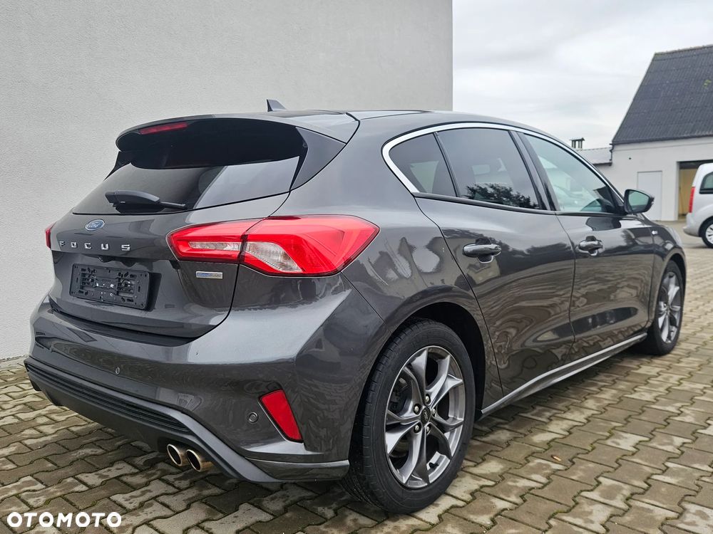 Ford Focus 1.5 TDCi DPF Start-Stopp-System ST-Line - 8