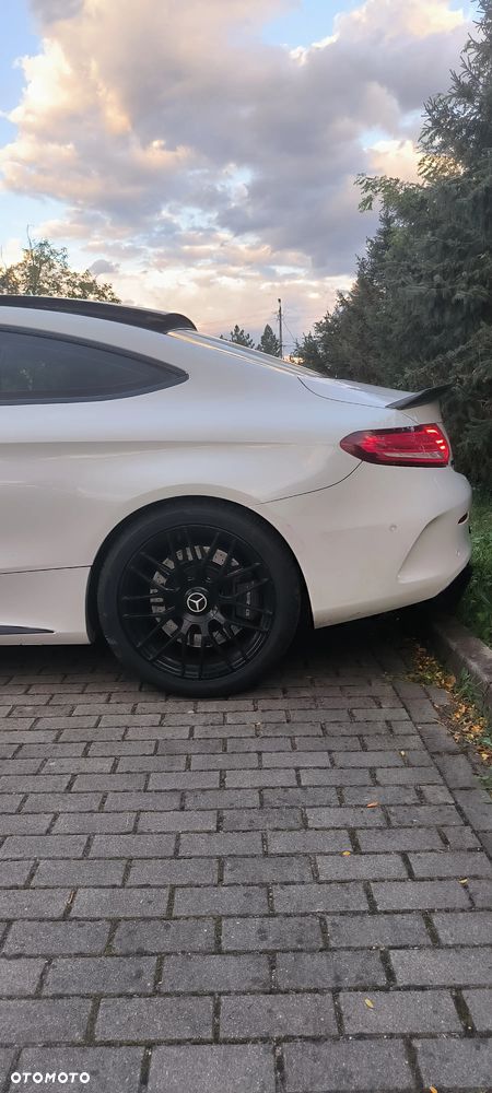 Mercedes-Benz Klasa C AMG 63 - 5