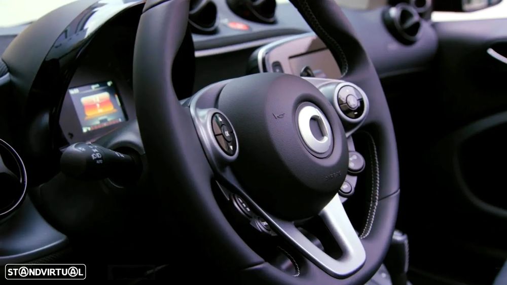 Smart ForTwo Coupé 0.9 Brabus - 25