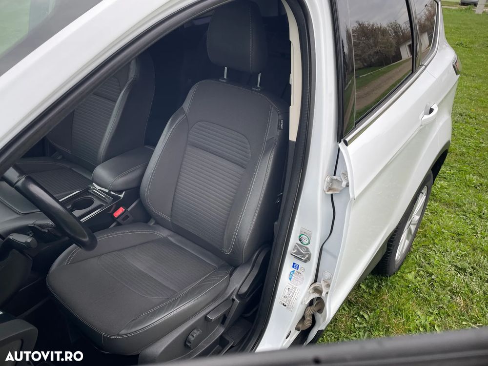 Ford Kuga 2.0 TDCi 4x4 Aut. Titanium - 16