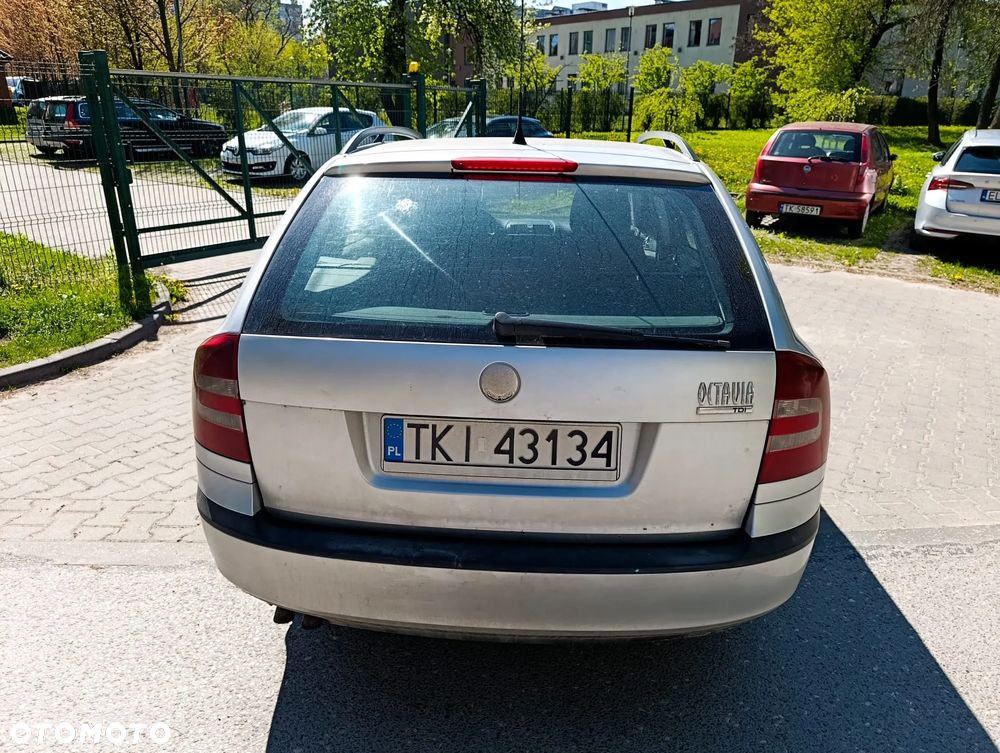 Skoda Octavia 1.9 TDI DPF DSG Ambiente - 4